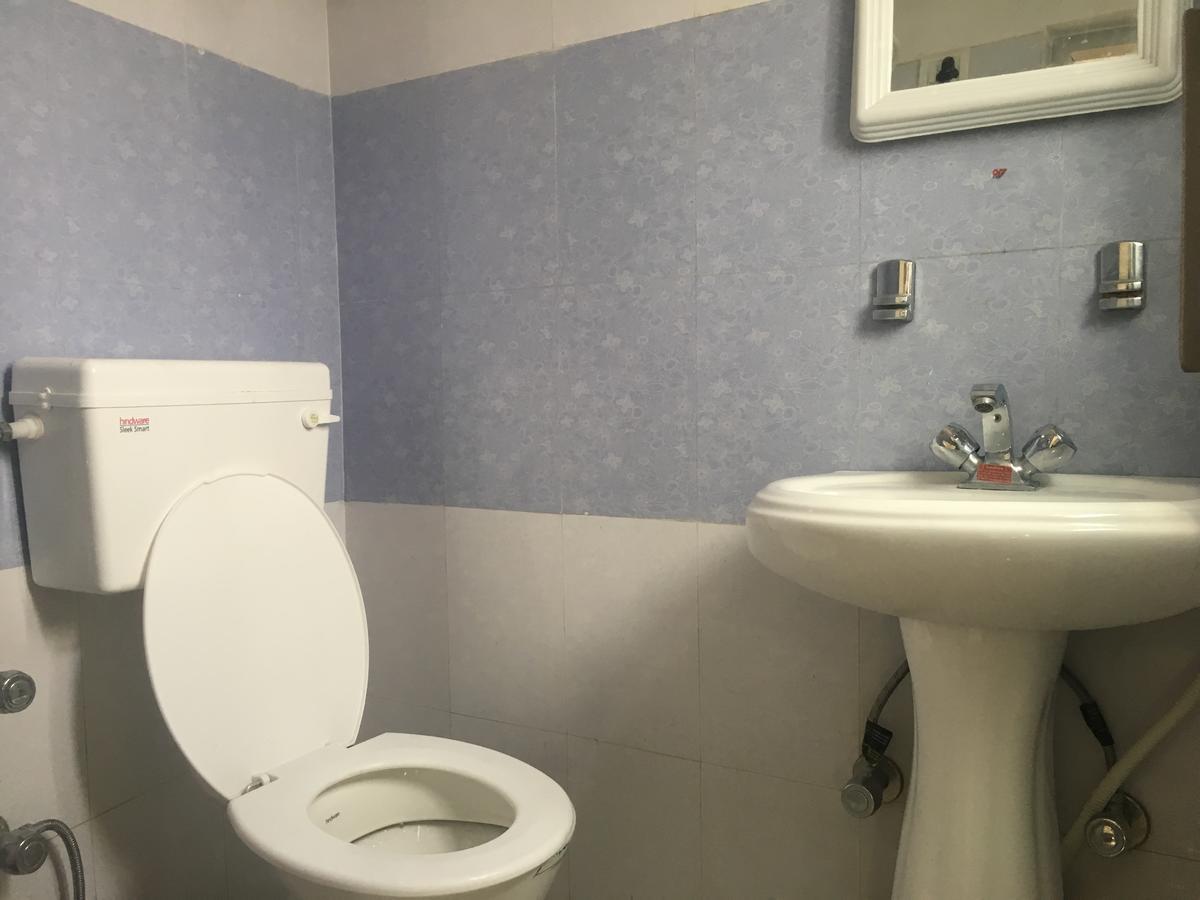 Oyo 12976 Hotel New Fiza Dzsammu Kültér fotó