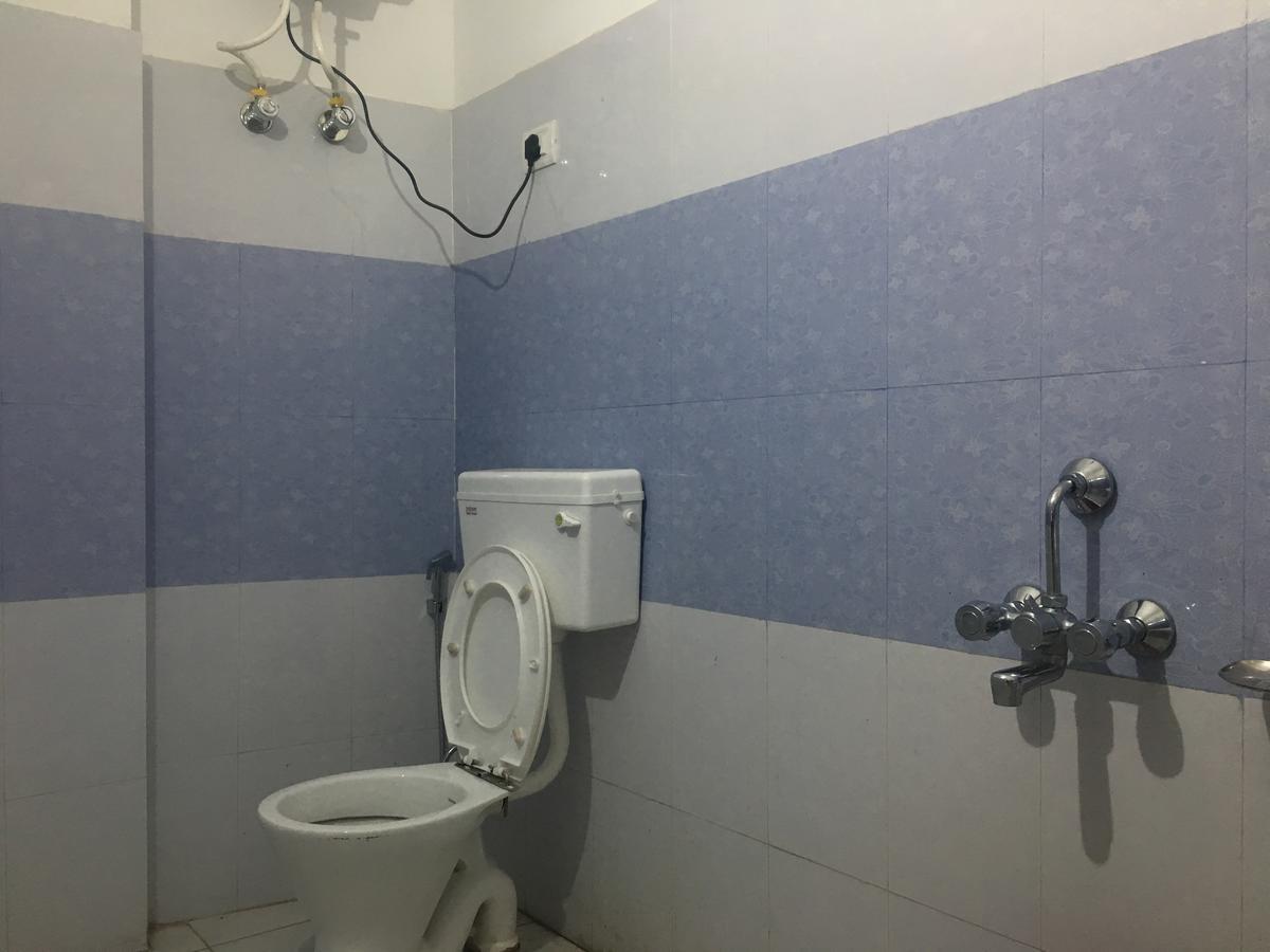 Oyo 12976 Hotel New Fiza Dzsammu Kültér fotó