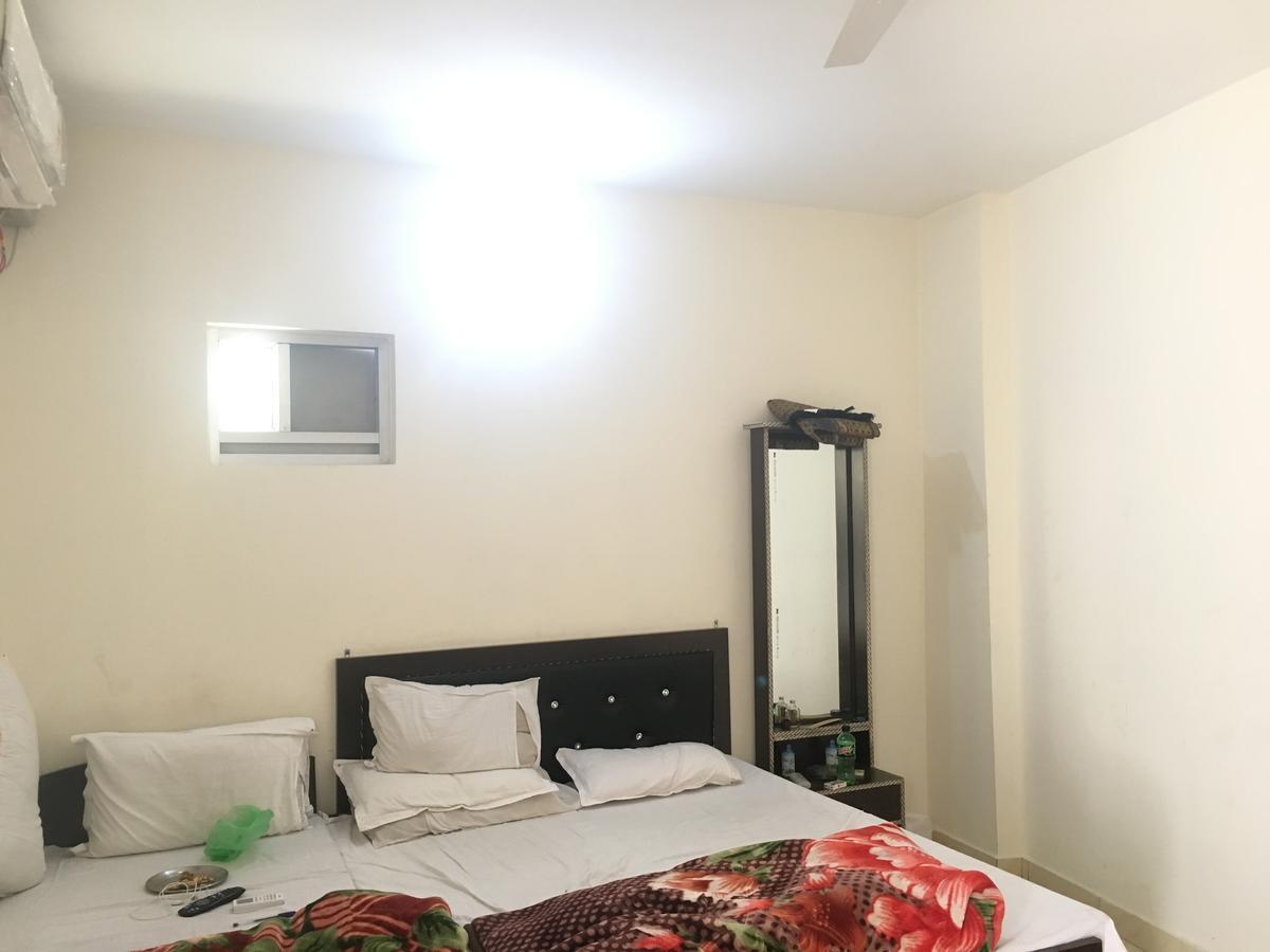 Oyo 12976 Hotel New Fiza Dzsammu Kültér fotó