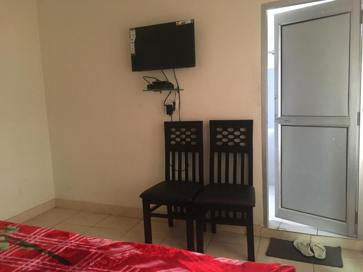 Oyo 12976 Hotel New Fiza Dzsammu Kültér fotó