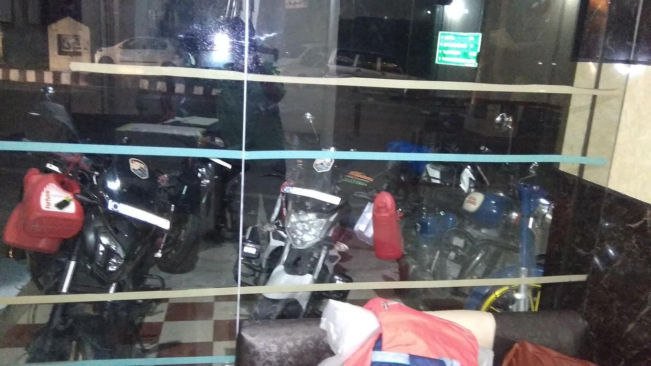 Oyo 12976 Hotel New Fiza Dzsammu Kültér fotó